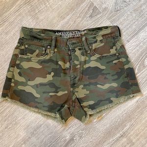 ✨AE Camo Shorts✨